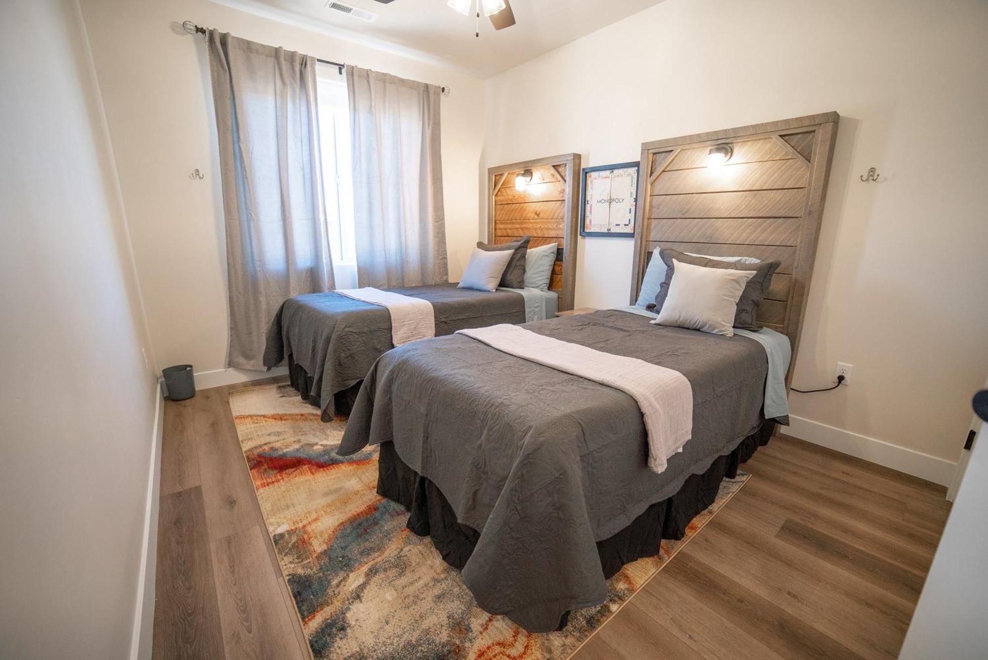 Hollywood Hangout - New West Properties Kanab Dış mekan fotoğraf
